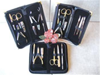 Travel Kits & Gifts